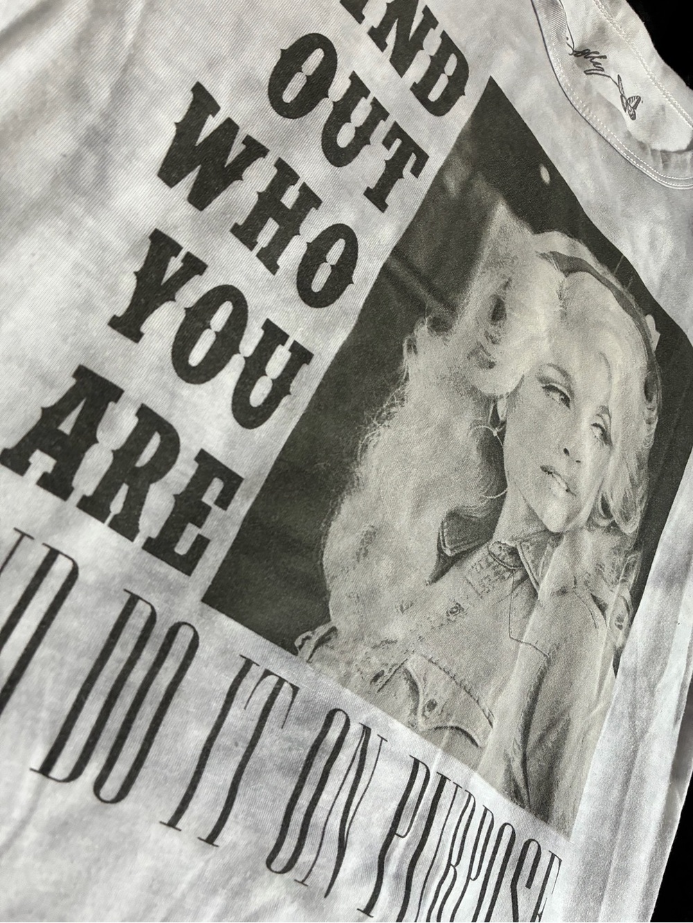Women’s Dolly Parton White Graphic T-shirt Size Small ❤️❤️❤️